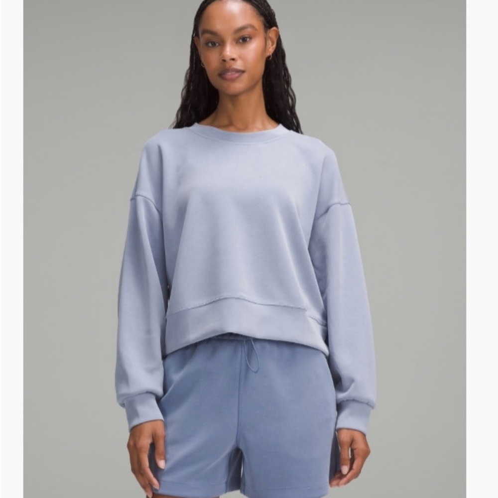 Lululemon Softstreme Perfectly Oversized Cropped Crew, Size 10 Blue Willow